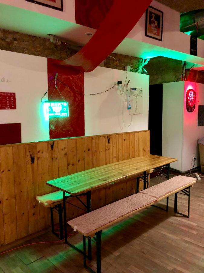Whole Basement Former Pub For Stag Do, Bachelor House Party Flat Budapest Exterior foto