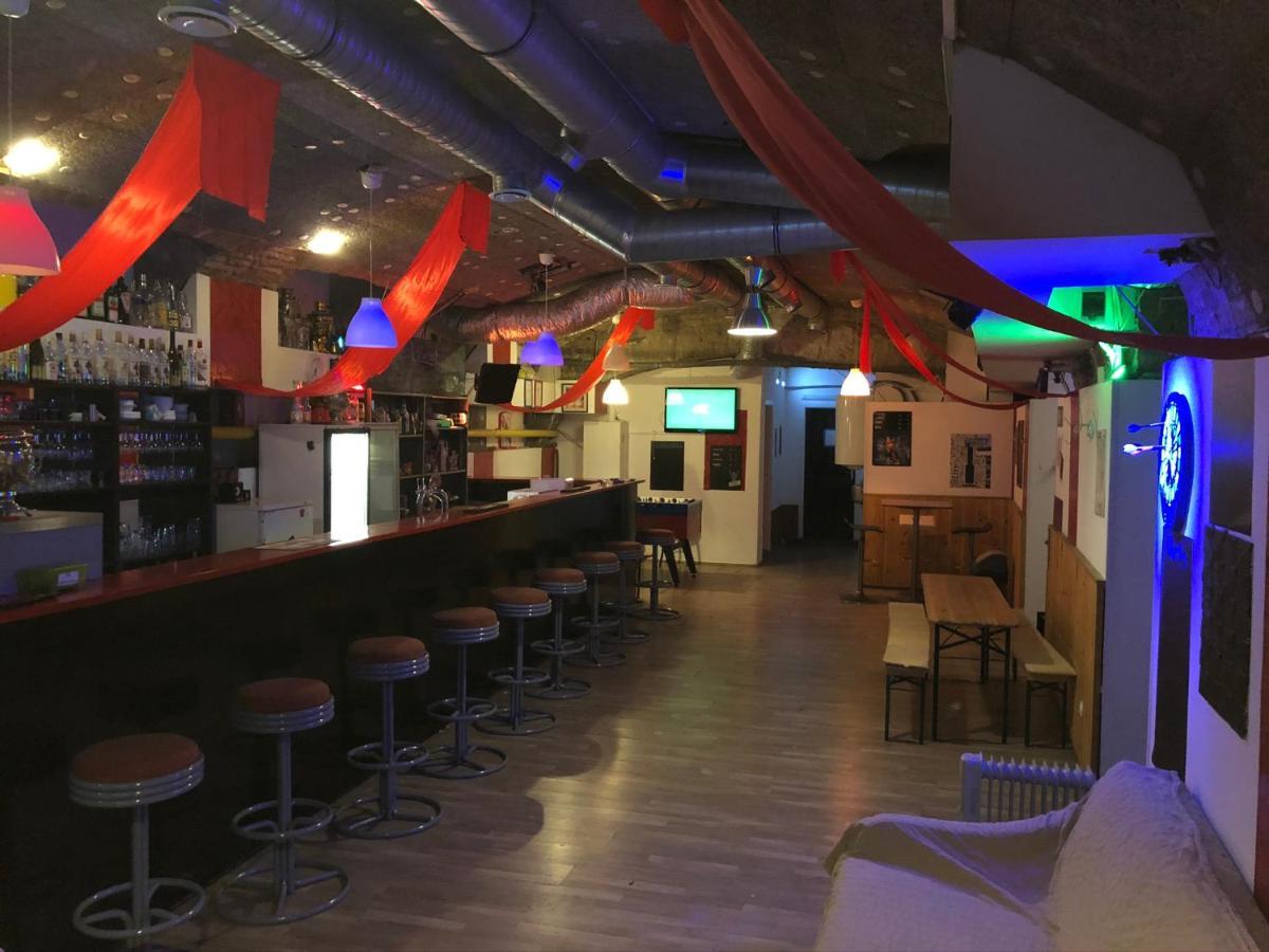 Whole Basement Former Pub For Stag Do, Bachelor House Party Flat Budapest Exterior foto