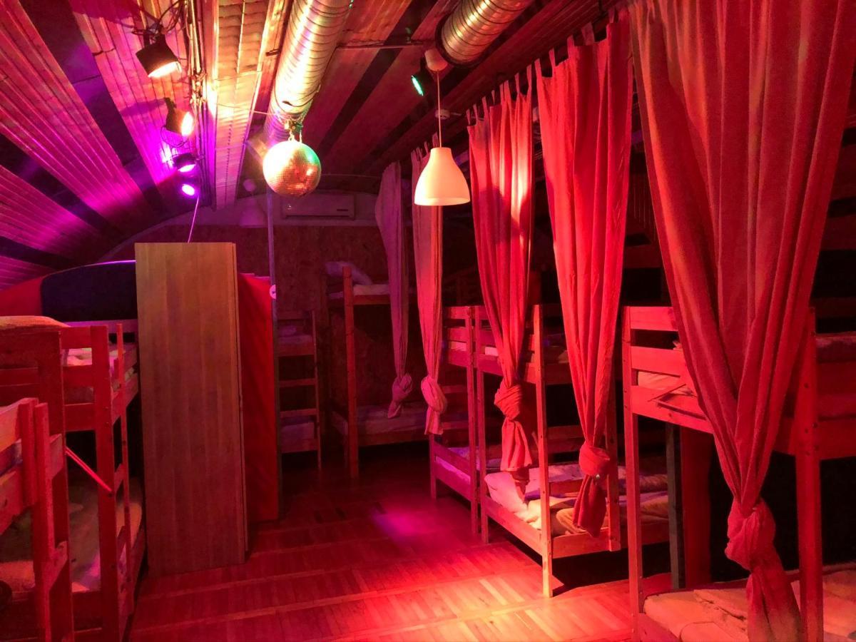 Whole Basement Former Pub For Stag Do, Bachelor House Party Flat Budapest Exterior foto