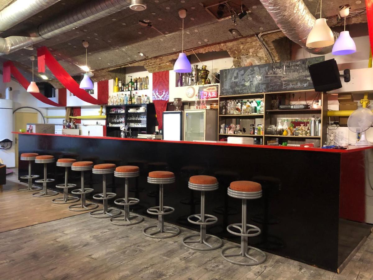 Whole Basement Former Pub For Stag Do, Bachelor House Party Flat Budapest Exterior foto