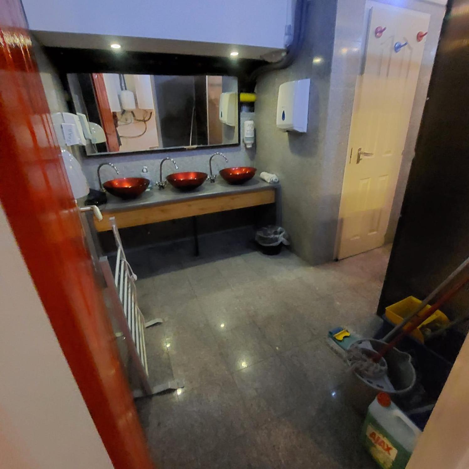 Whole Basement Former Pub For Stag Do, Bachelor House Party Flat Budapest Exterior foto